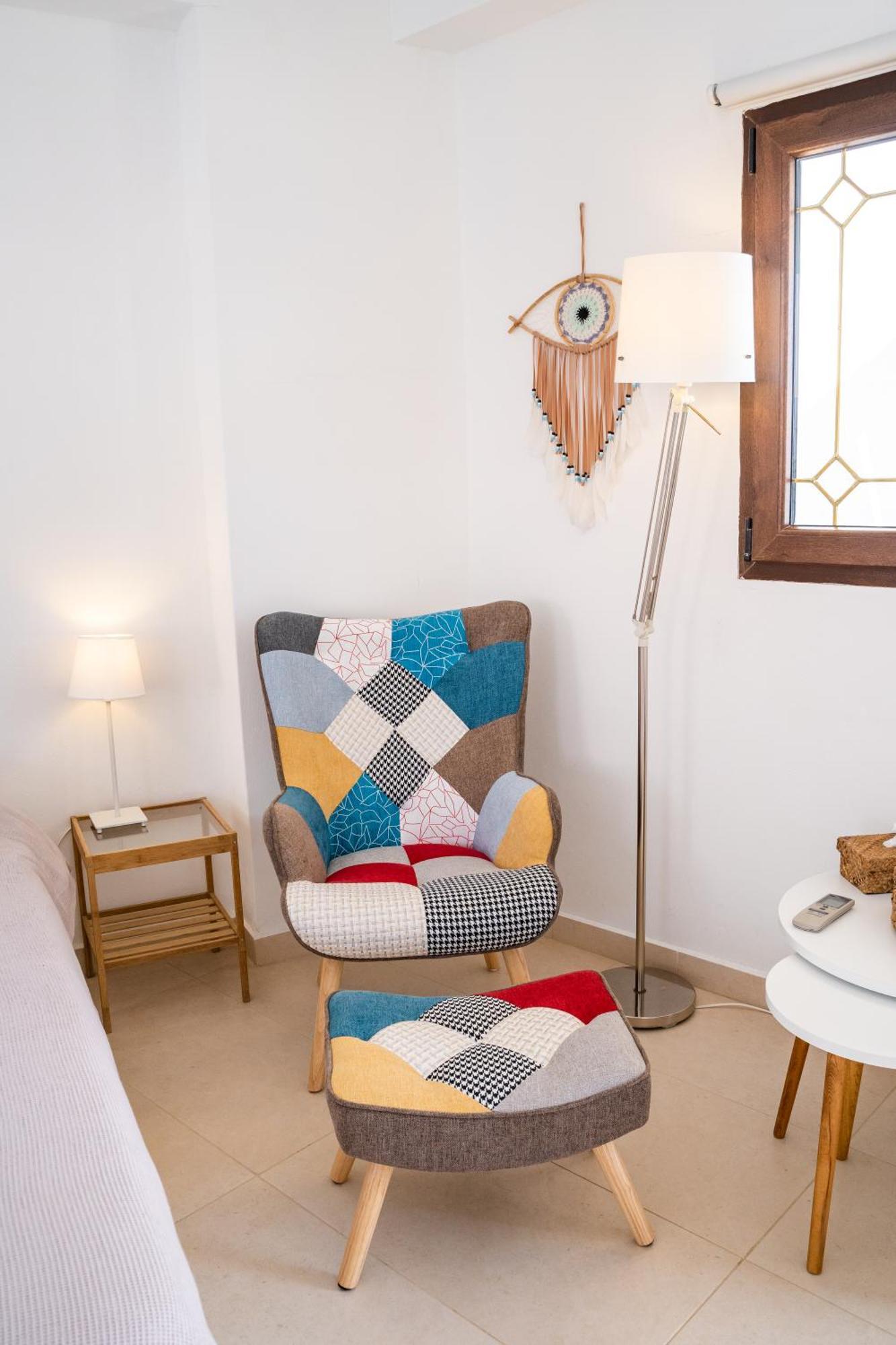 Mimis & Connie 2 Apartment Karpathos Bagian luar foto